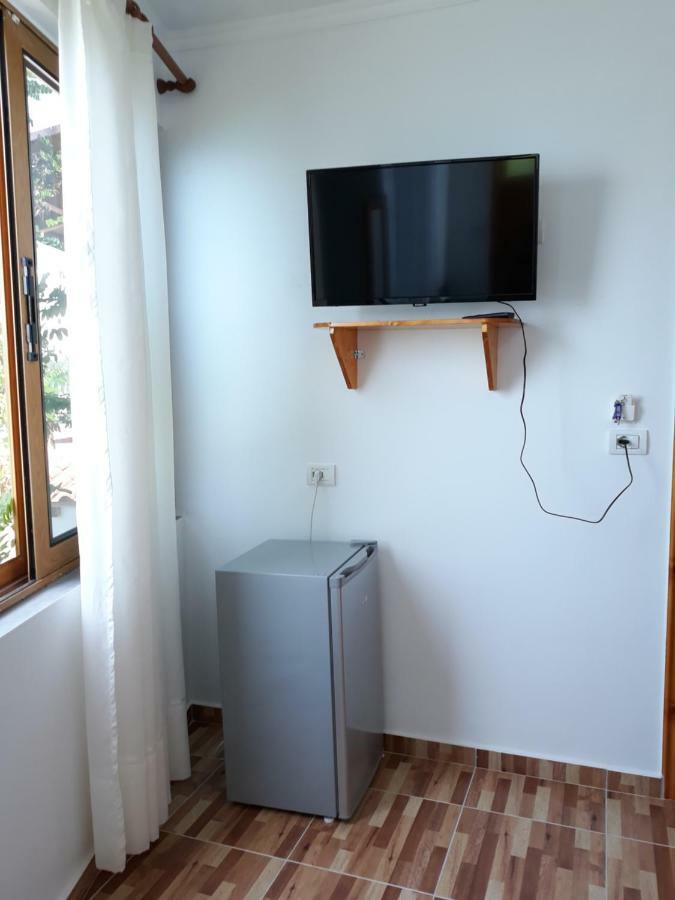 Beleris Rooms Himare Exterior photo