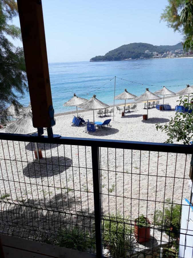 Beleris Rooms Himare Exterior photo